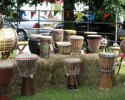 P1010041-LotsOfDrums